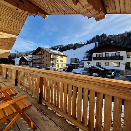 Montis * Haus im Ennstal